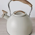 Bouilloire pratique et durable avec sifflet pour faire bouillir l'eau