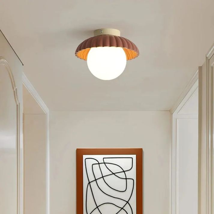 Surface-mounted ceiling lamp for the hallway