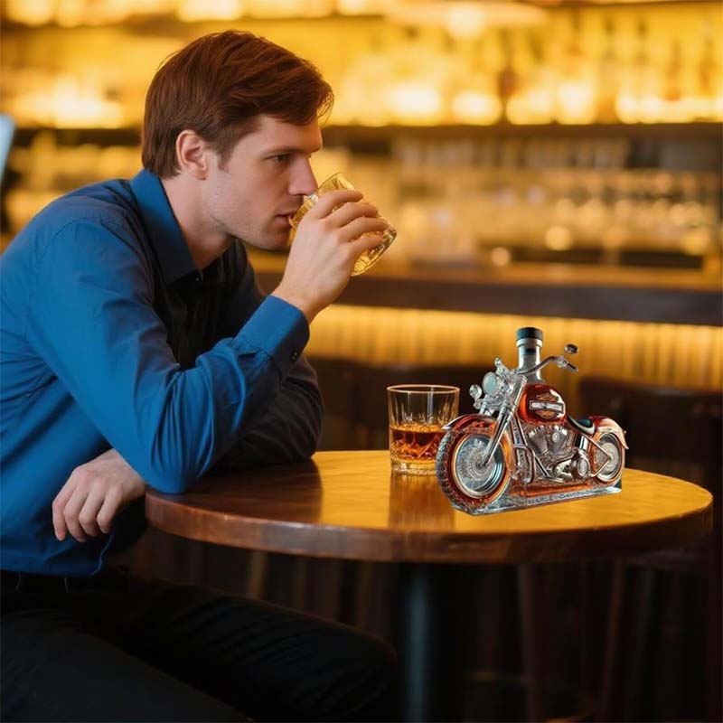 Karafka na Alkohol w Stylu Motocykla Ozdobna Butelka Barowa