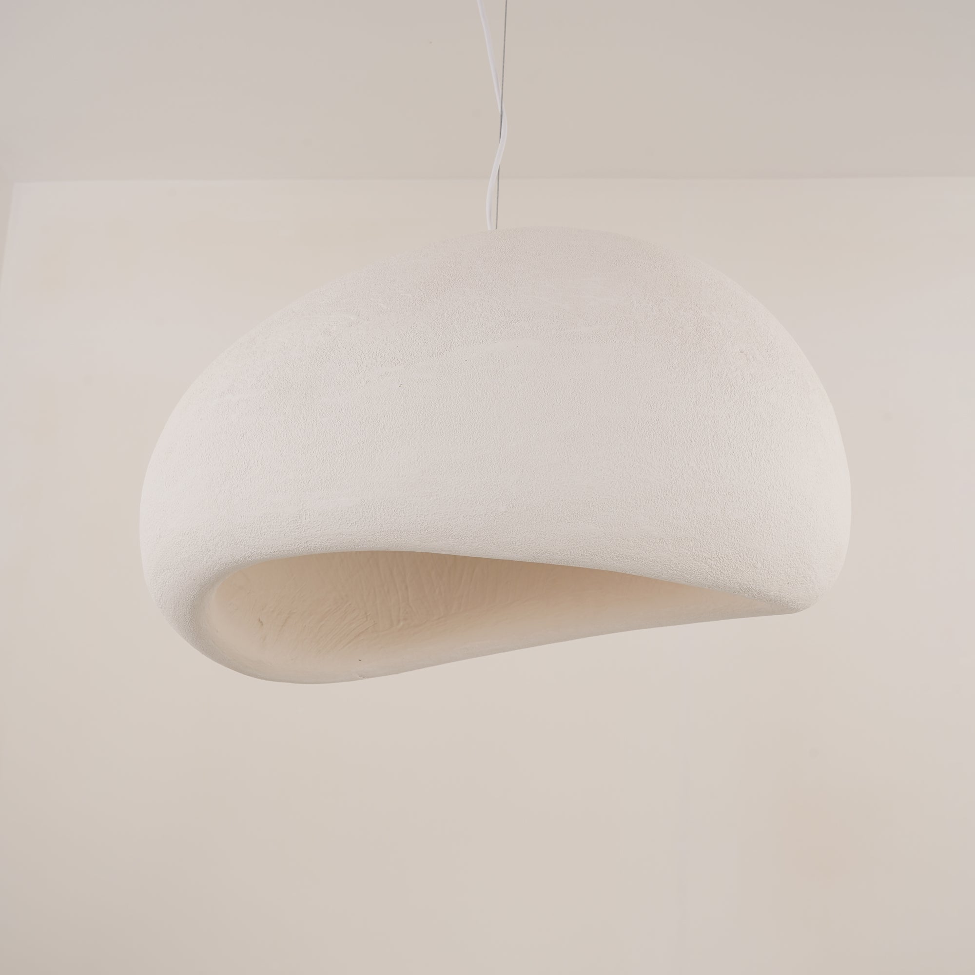 Cloud-shaped pendant lamp