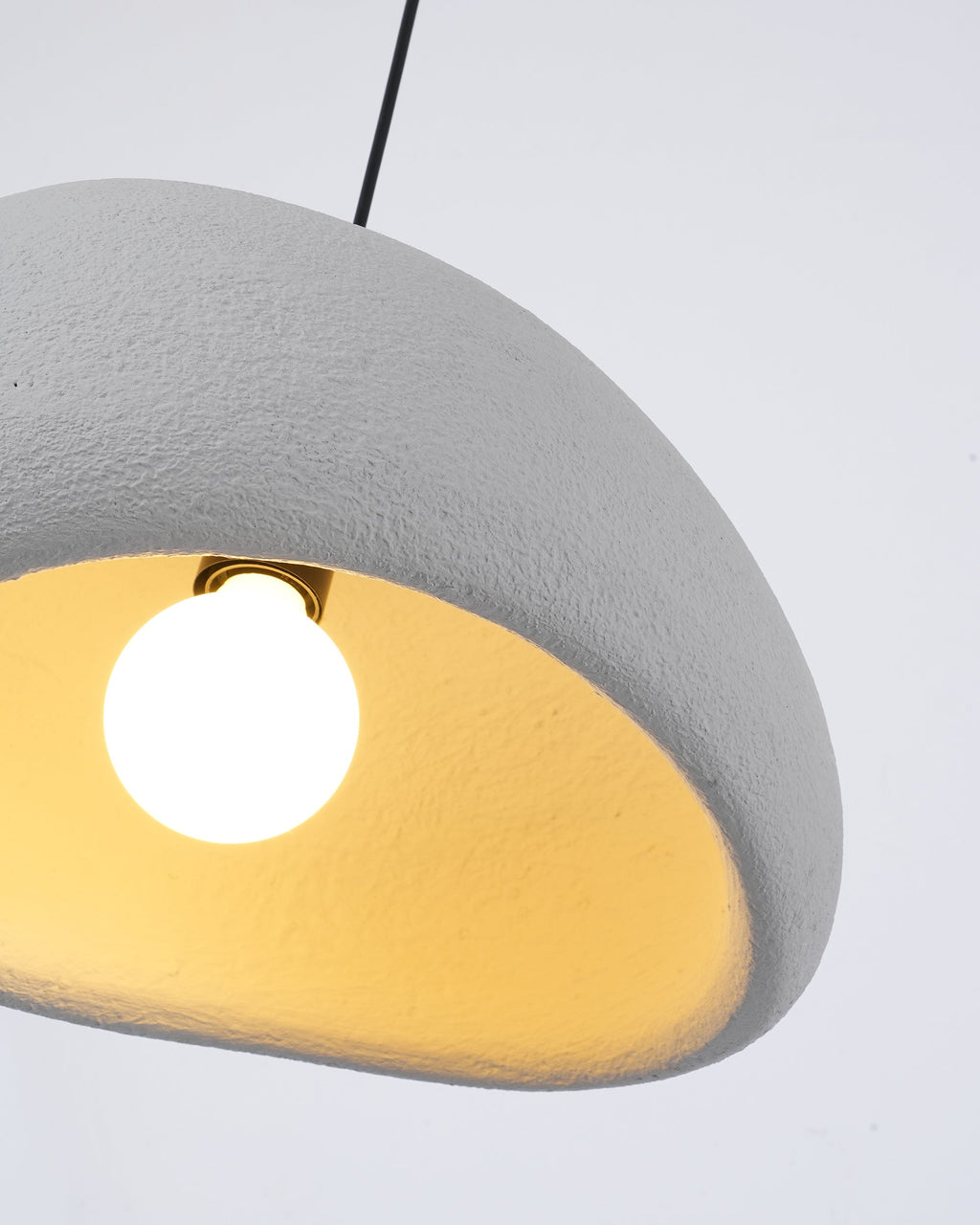 Cloud-shaped pendant lamp