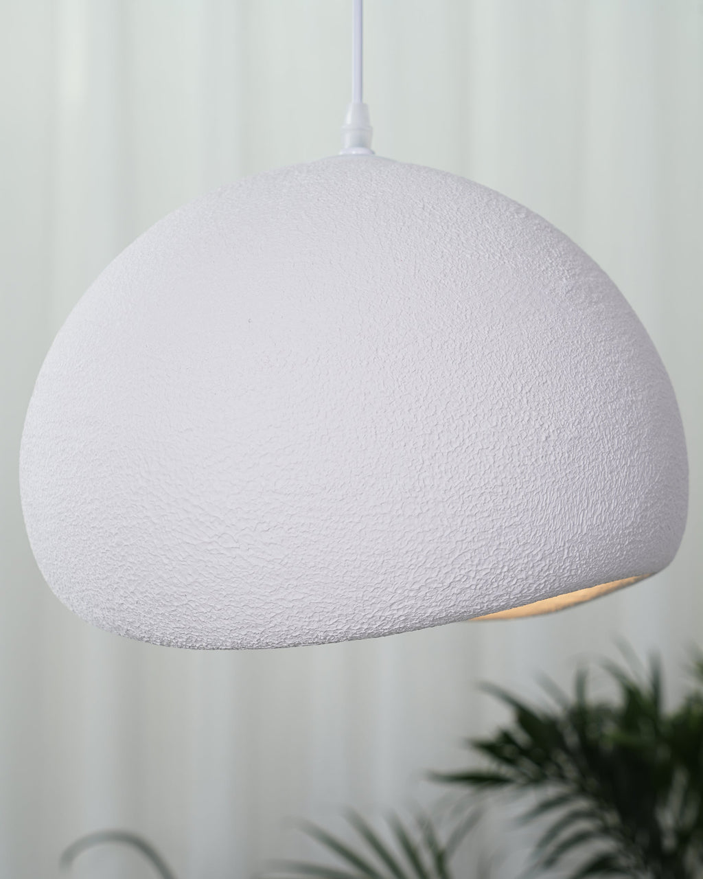 Cloud-shaped pendant lamp