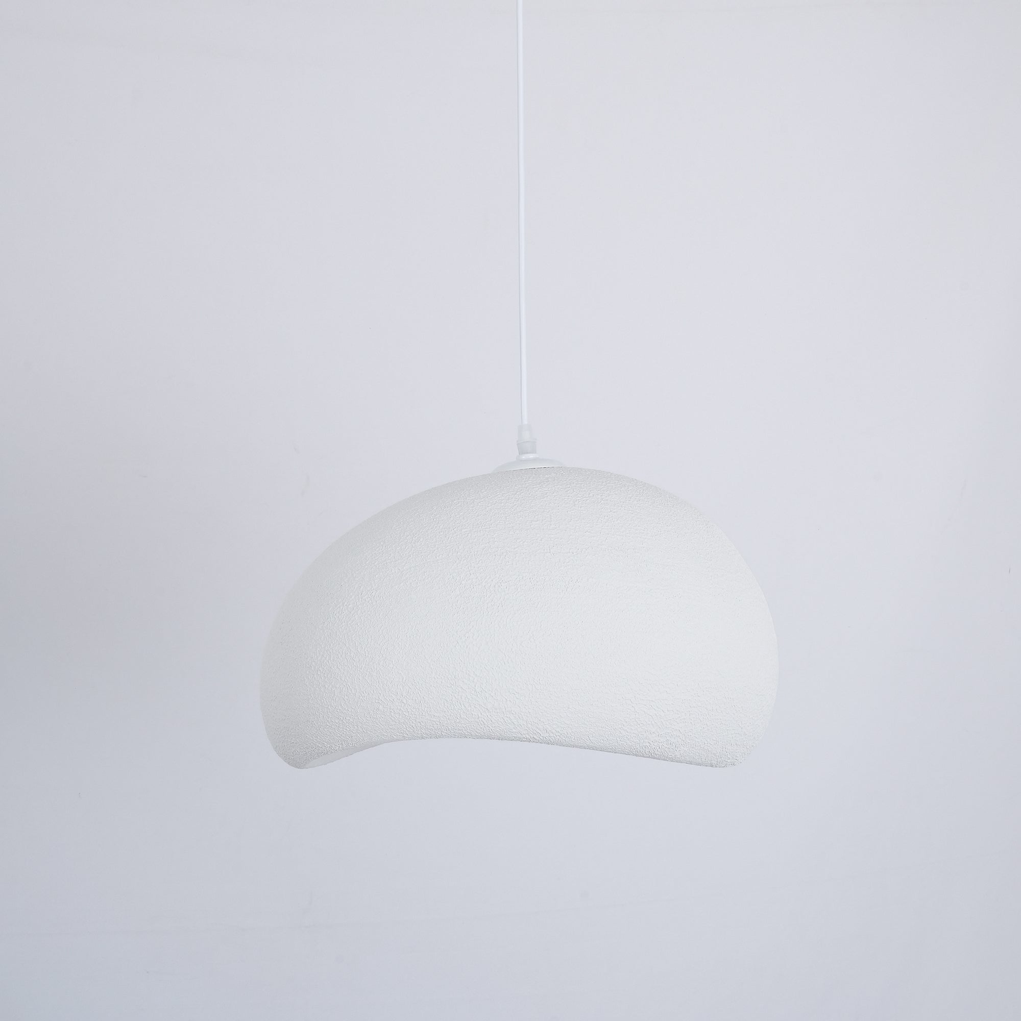 Cloud-shaped pendant lamp