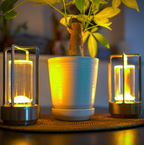 Lampada da tavolo LED funzionale, ricaricabile e dimmerabile senza fili