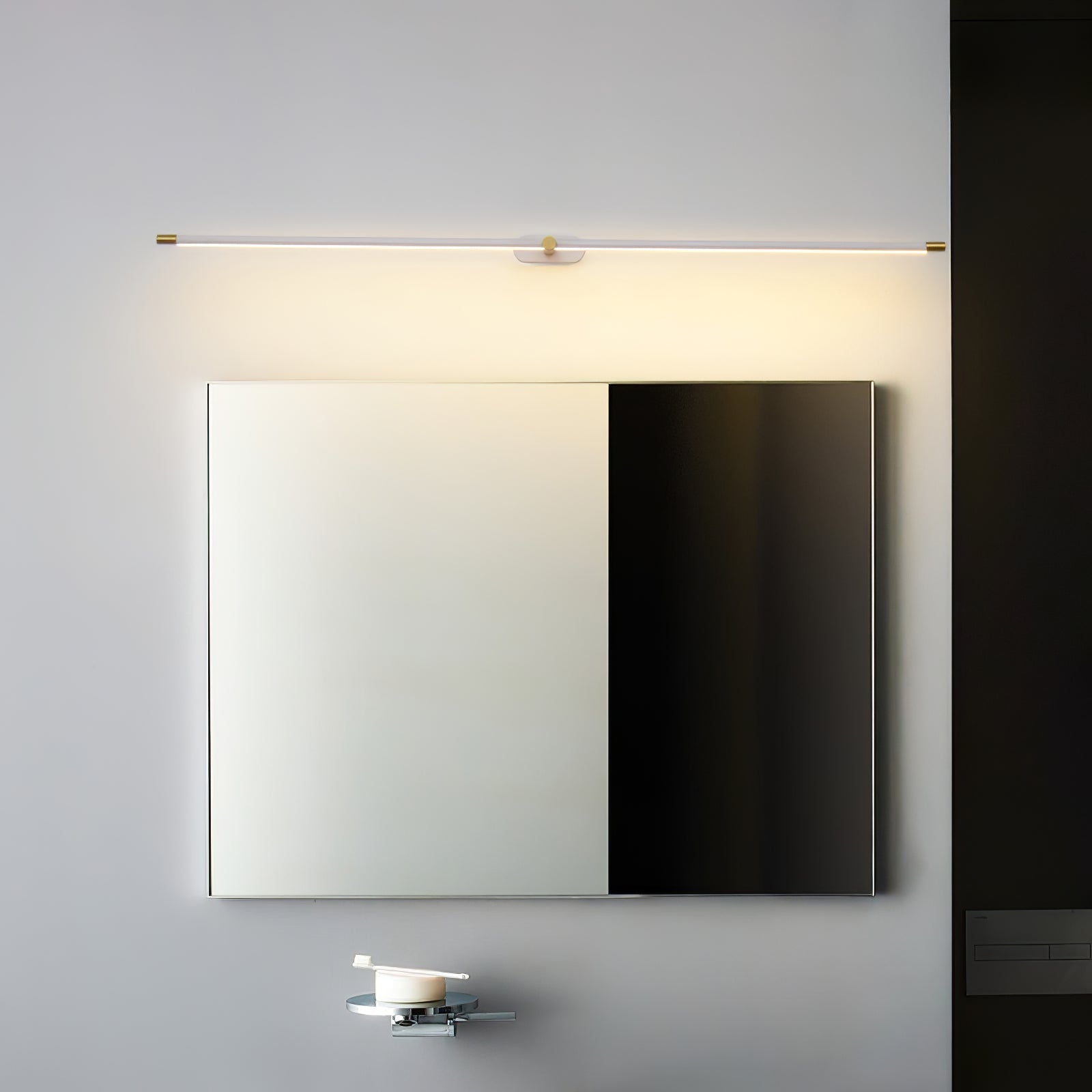 Elegante lampada da parete LED per interni chiari con batteria