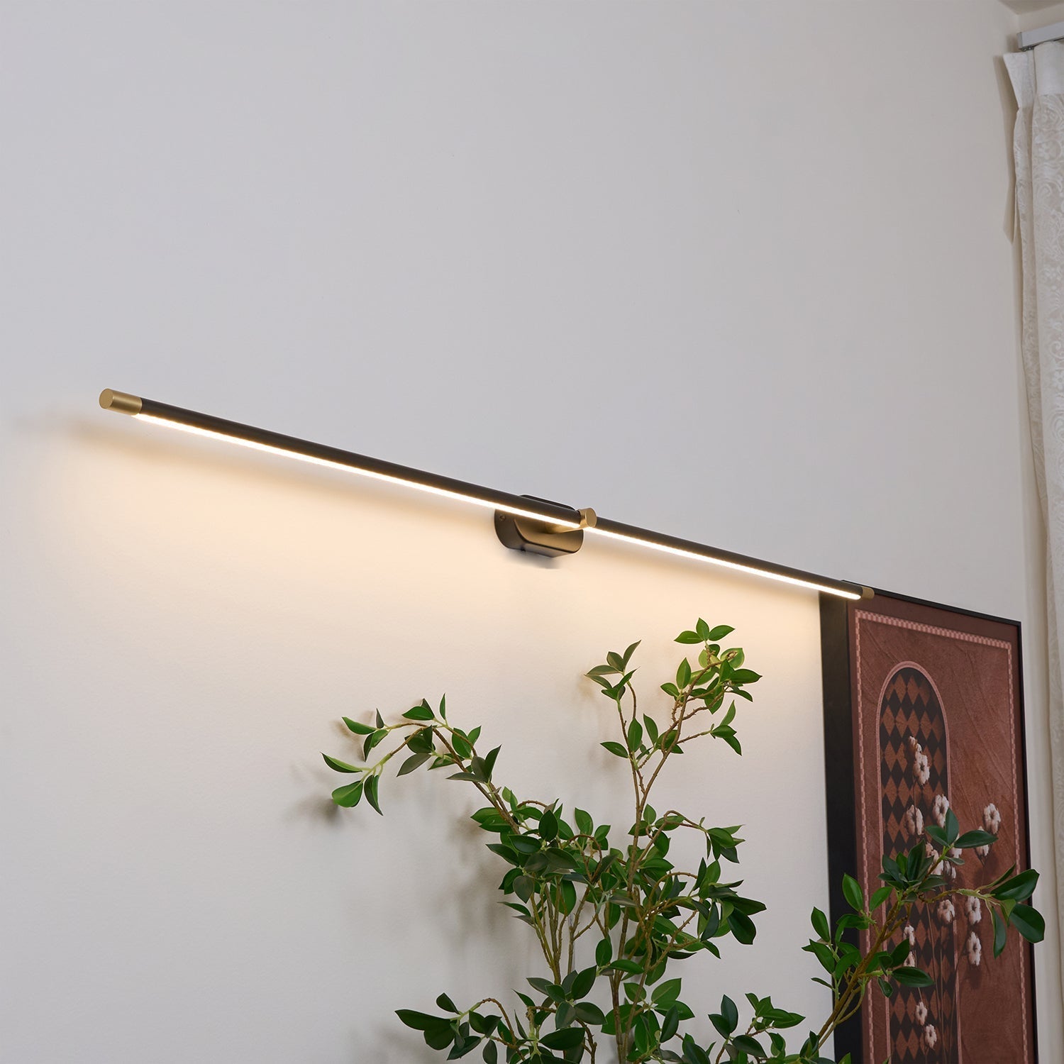 Wewnętrzna lampa ścienna LED akumulatorowa elegancka jasna
