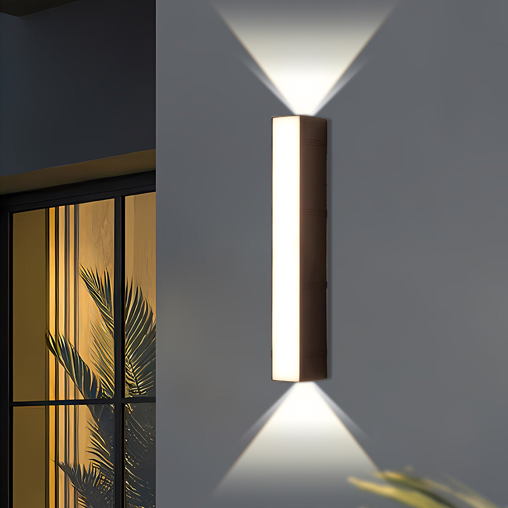 Applique esterne LED con luce molto luminosa, resistenti alle intemperie
