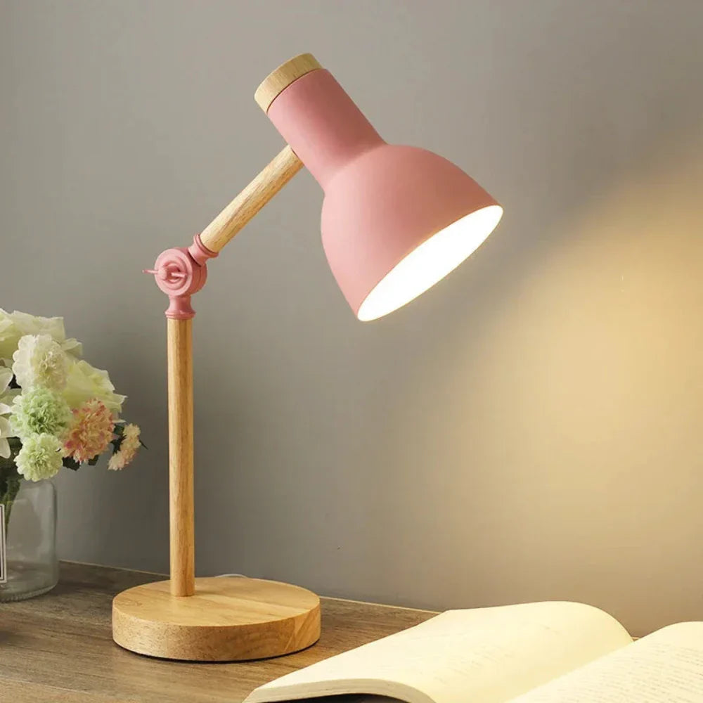 Nowoczesna skandynawska regulowana lampa biurkowa