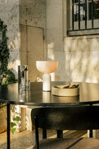 Lampada da tavolo moderna con base in marmo e controllo touch LED