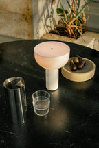 Lampada da tavolo moderna con base in marmo e controllo touch LED