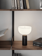 Lampada da tavolo moderna con base in marmo e controllo touch LED