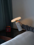 Lampada da tavolo moderna con base in marmo e controllo touch LED