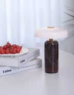 Lampada da tavolo moderna con base in marmo e controllo touch LED