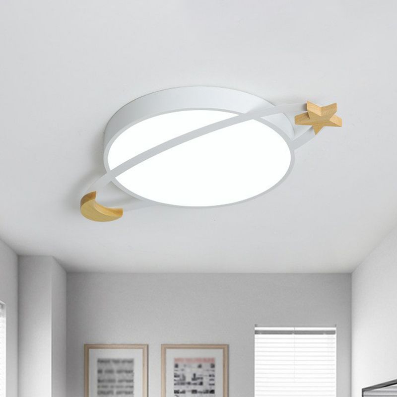 Moderne runde Deckenlampe mit integrierter LED-Beleuchtung