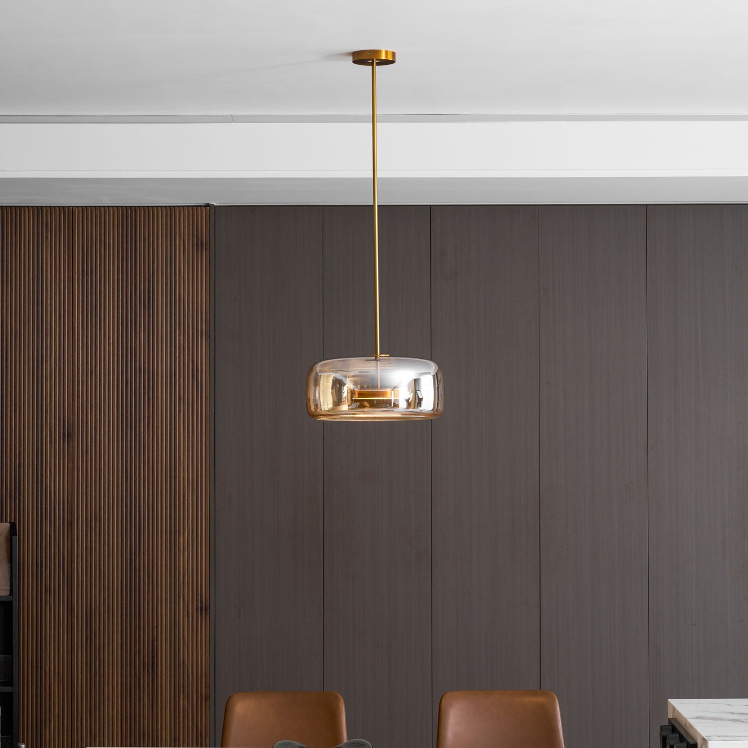 Nowoczesna nordycka lampa sufitowa wisząca czarne szkło styl