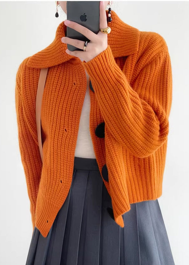 Damenstrickjacke mit Knöpfen Orange Stil mit Kragen Piotruś