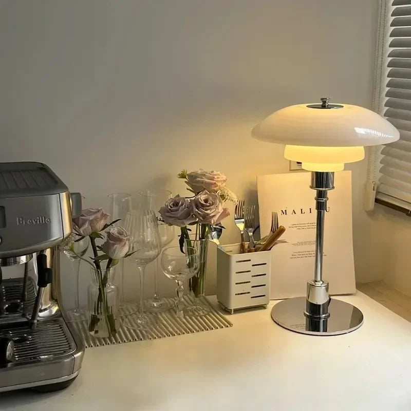 Lampada da tavolo scandinava LED luce decorativa