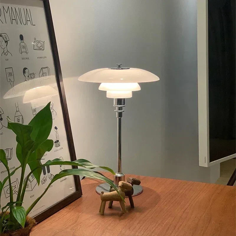 Skandynawska lampa stołowa LED dekoracyjne światło