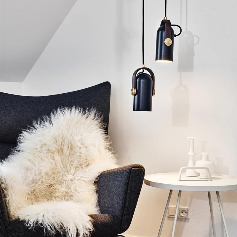Lampada a sospensione industriale in stile “cannon” per interni loft