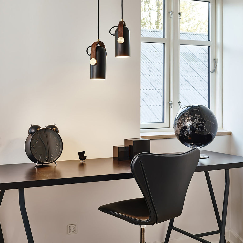 Lampada a sospensione industriale in stile “cannon” per interni loft