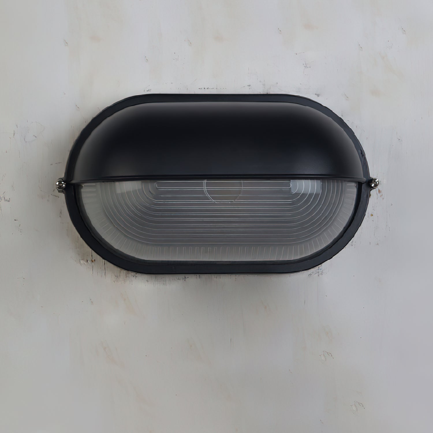 Lampe murale extérieure robuste, durable et résistante aux intempéries au design industriel