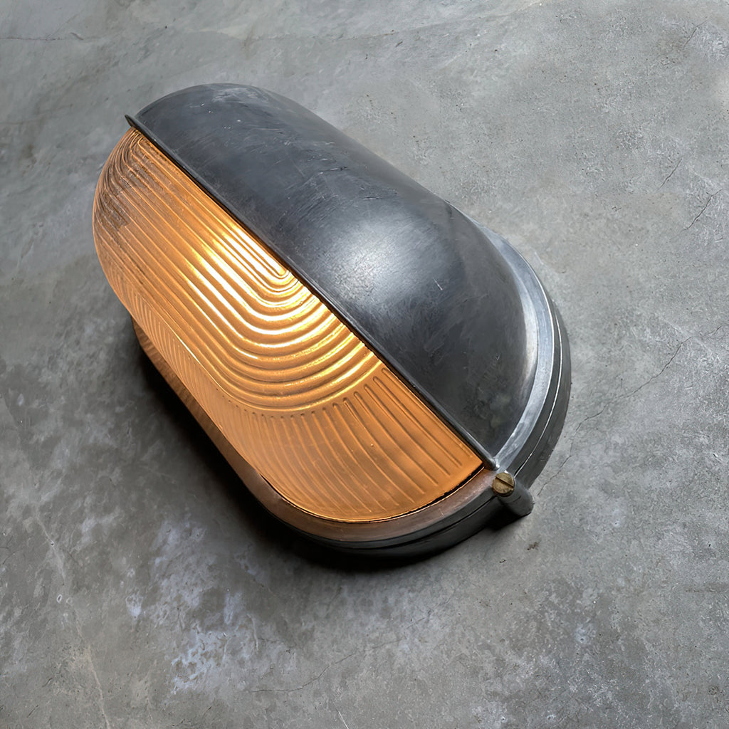 Wetterfeste Außenwandleuchte, langlebig, im Industriestil