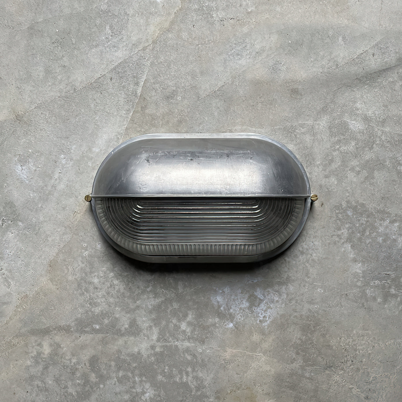 Zewnętrzna przemysłowa lampa ścienna typu bulkhead Owalny design odporny na warunki atmosferyczne