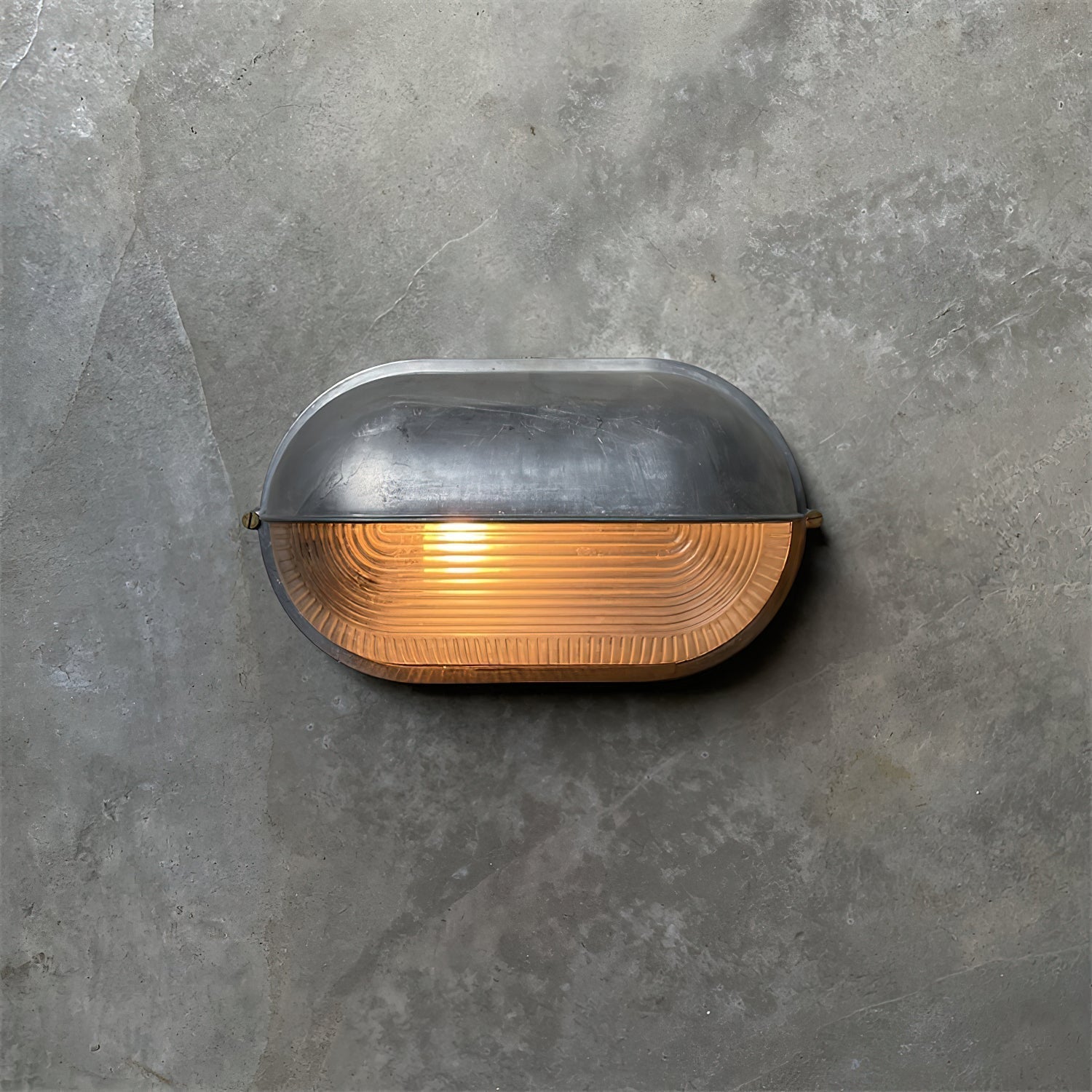 Zewnętrzna przemysłowa lampa ścienna typu bulkhead Owalny design odporny na warunki atmosferyczne