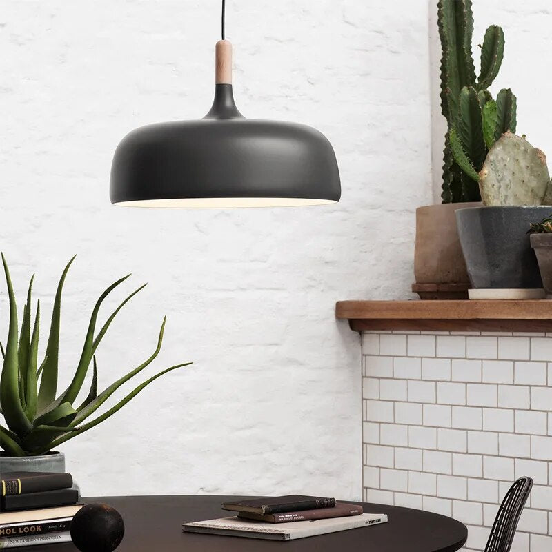 Lampada a sospensione calda e armoniosa in stile scandinavo per soggiorni e cucine