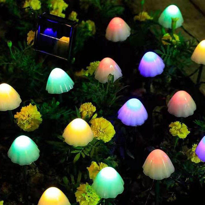 Mushroom-shaped outdoor LED lamp for garden path lighting