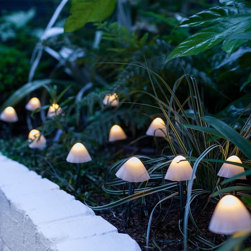 Lampe extérieure LED en forme de champignon pour éclairer les allées de jardin