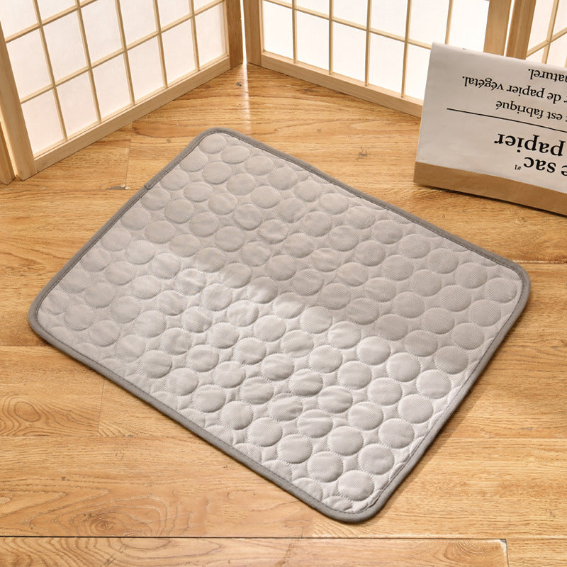 Comfortable Summer Cooling Mat for Pets