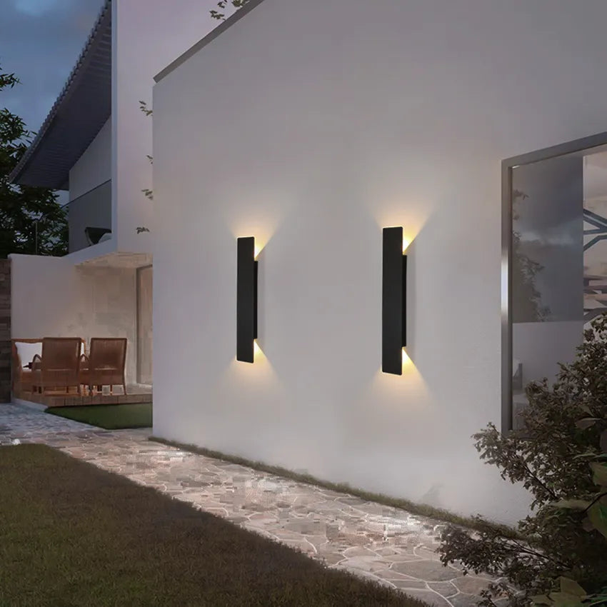 Lampada esterna resistente a parete LED con impermeabilità IP65