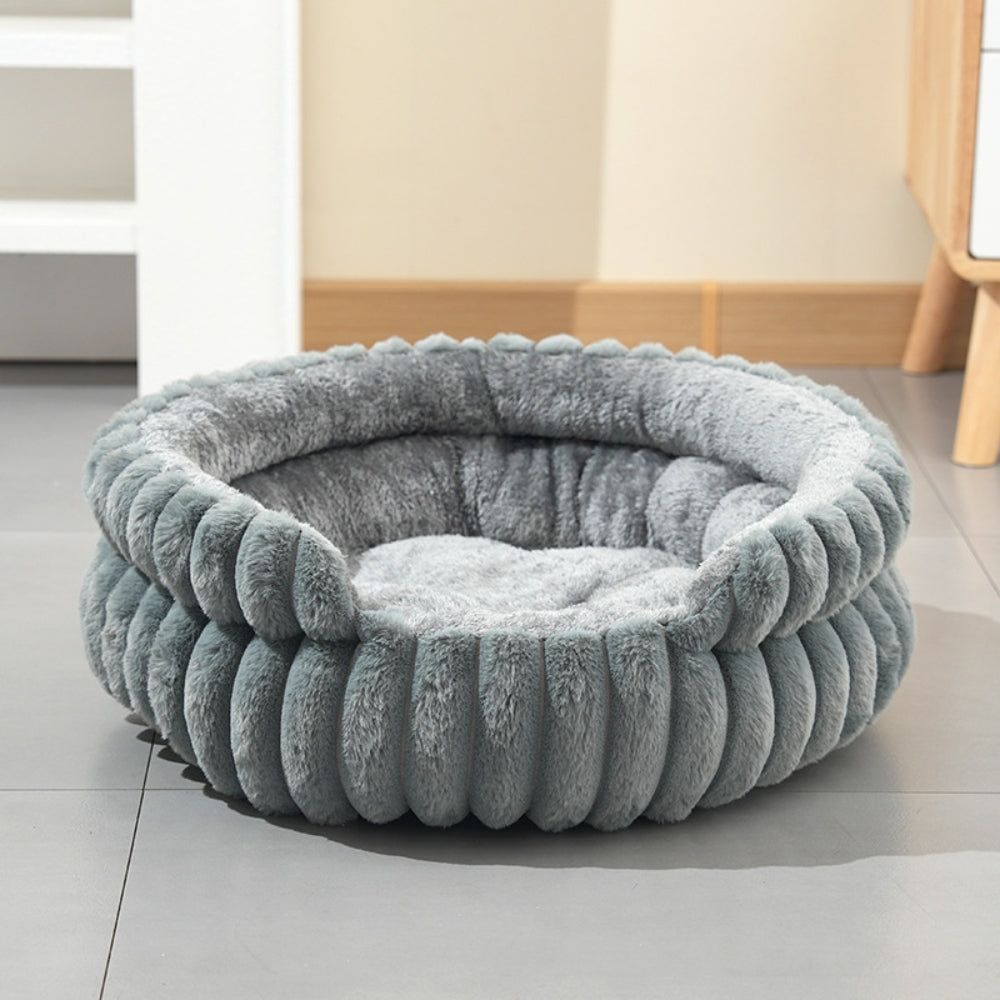 Beruhigendes Donut-Bett mit erhöhten Seiten für Hunde und Katzen