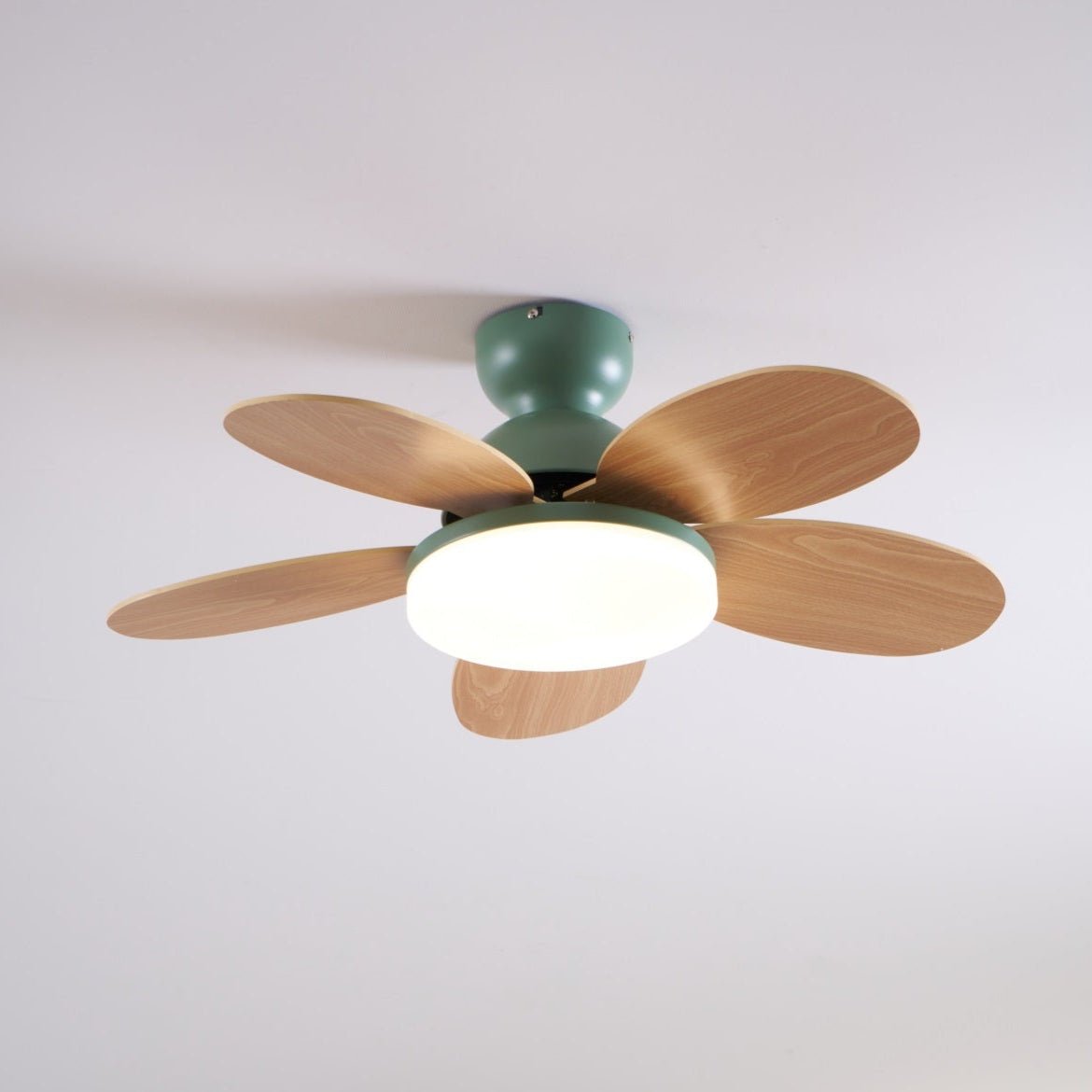Wentylator sufitowy LED Dekoracyjna lampa sufitowa z łopatkami w kształcie płatków
