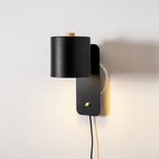 Lampada da parete cilindrica regolabile e girevole