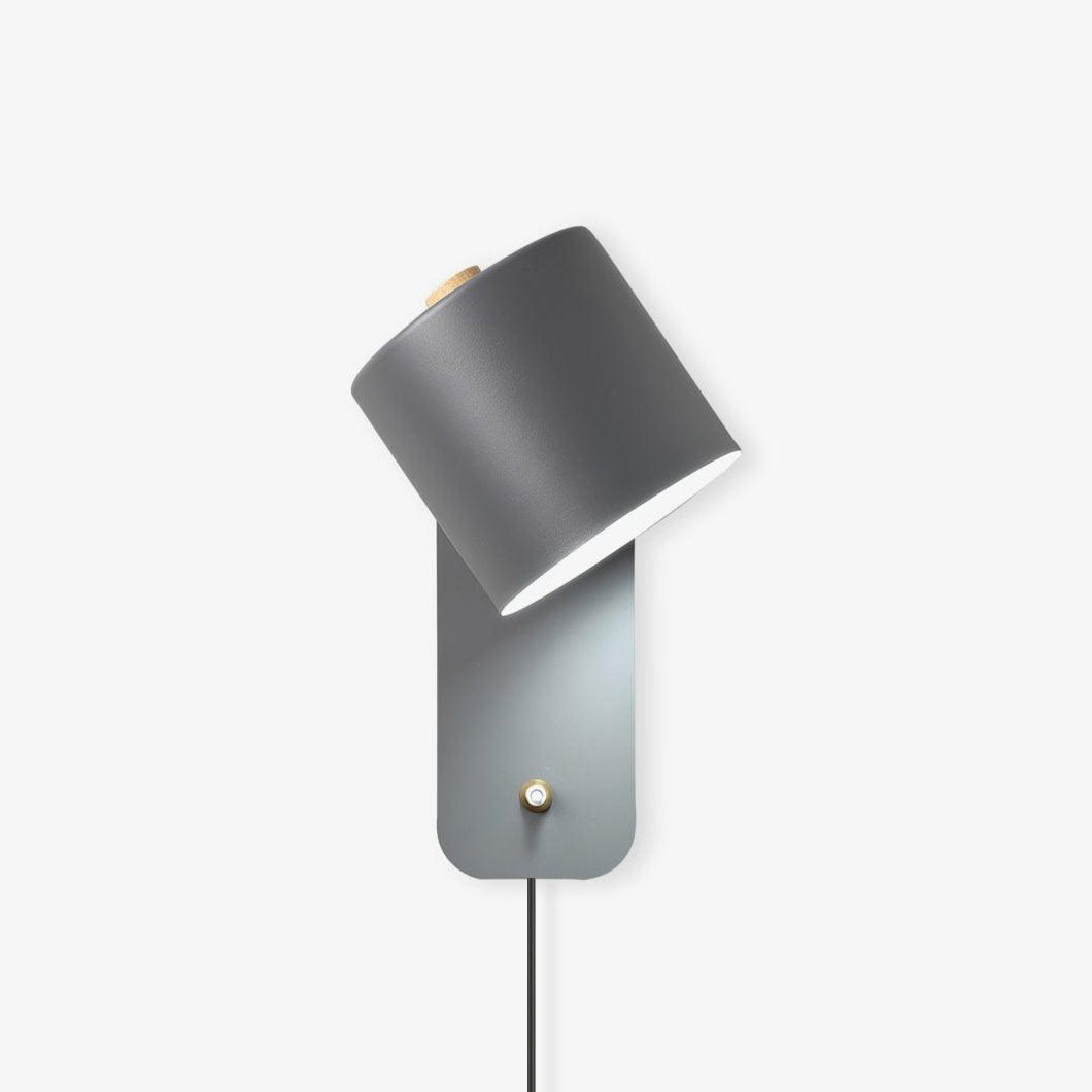 Lampada da parete cilindrica regolabile e girevole