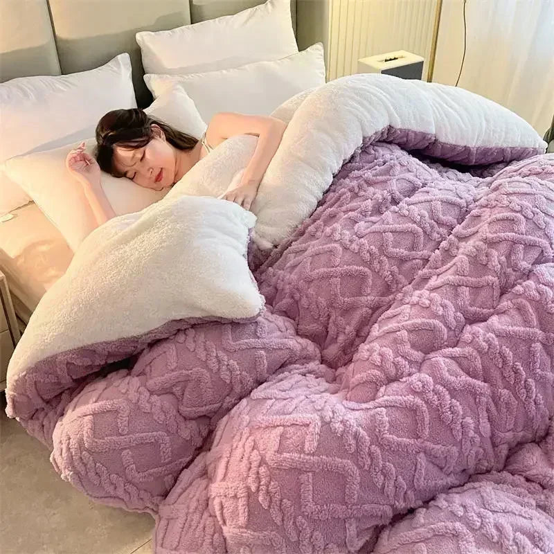 Elegant Quilted Weighted Blanket for Winter