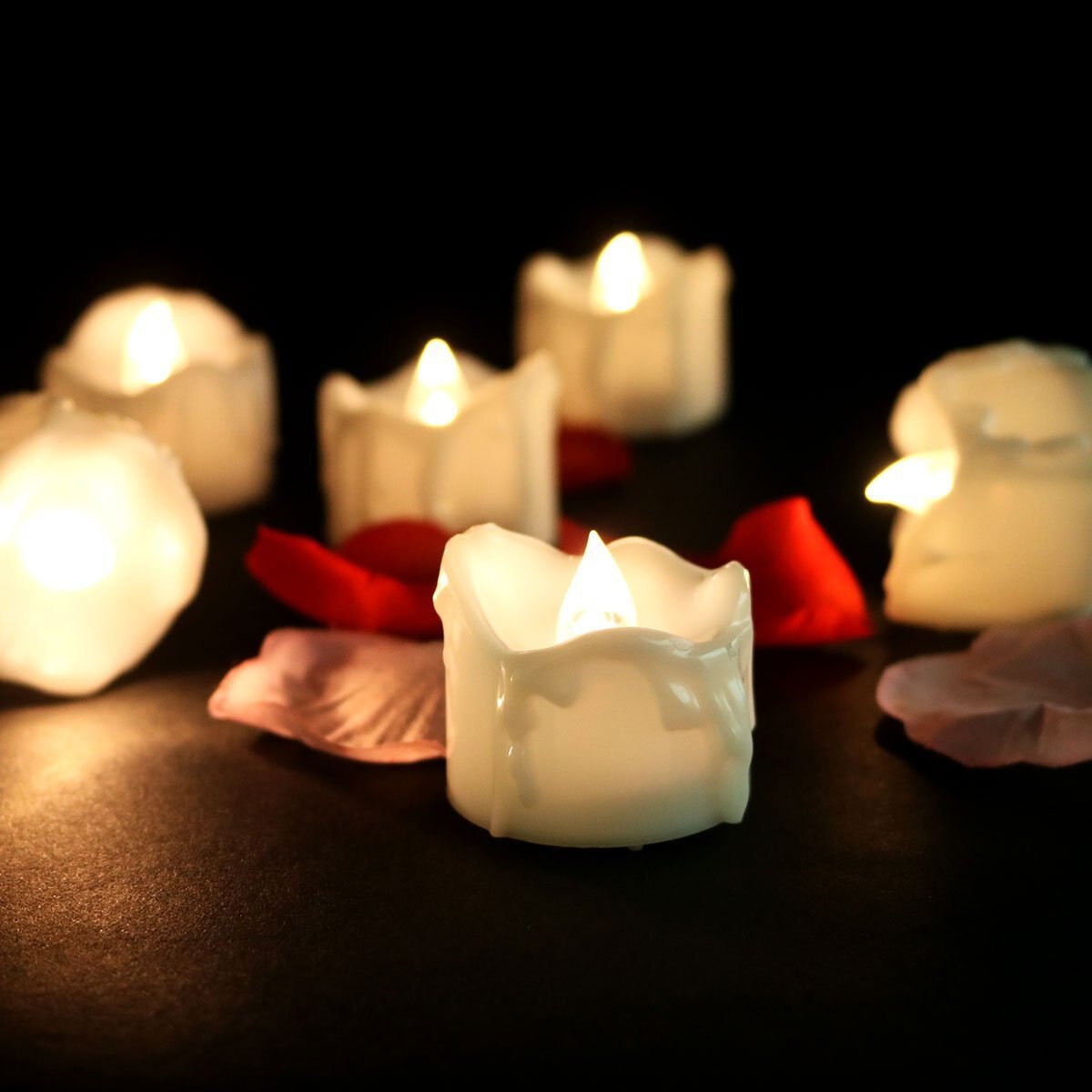 Illuminazione accogliente con candele senza fiamma per la tua casa