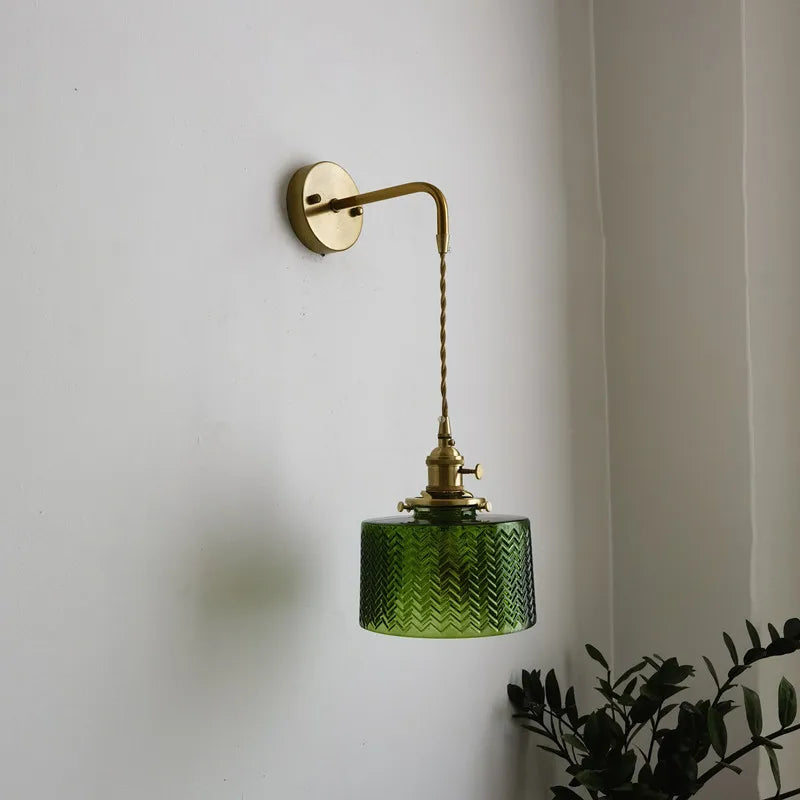 Stilvoller japanischer LED-Wandleuchter – grünes Glas, kupferfarbener Rahmen