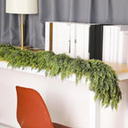 Guirlande décorative de Noël accent vert style cyprès
