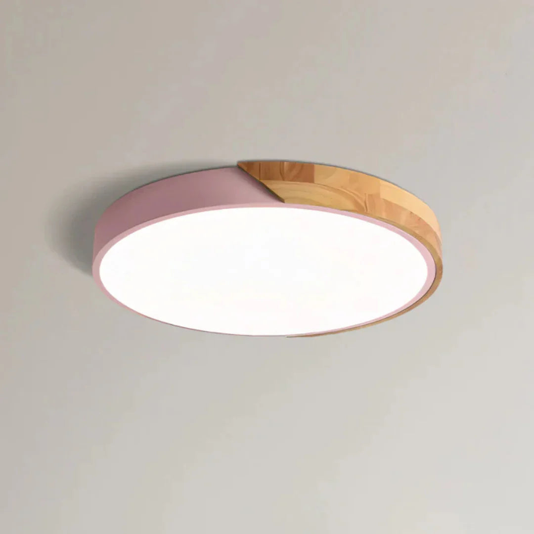 Lampada da soffitto domestica scandinava in legno a plafone