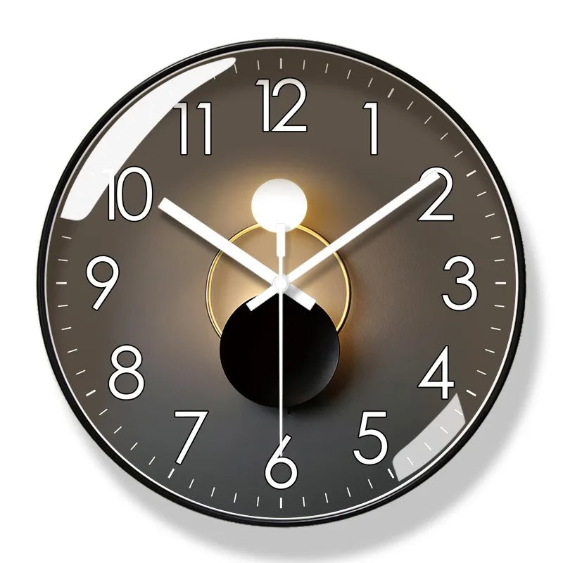 Luxuriöse universelle stille runde Wanduhr für das moderne Zuhause