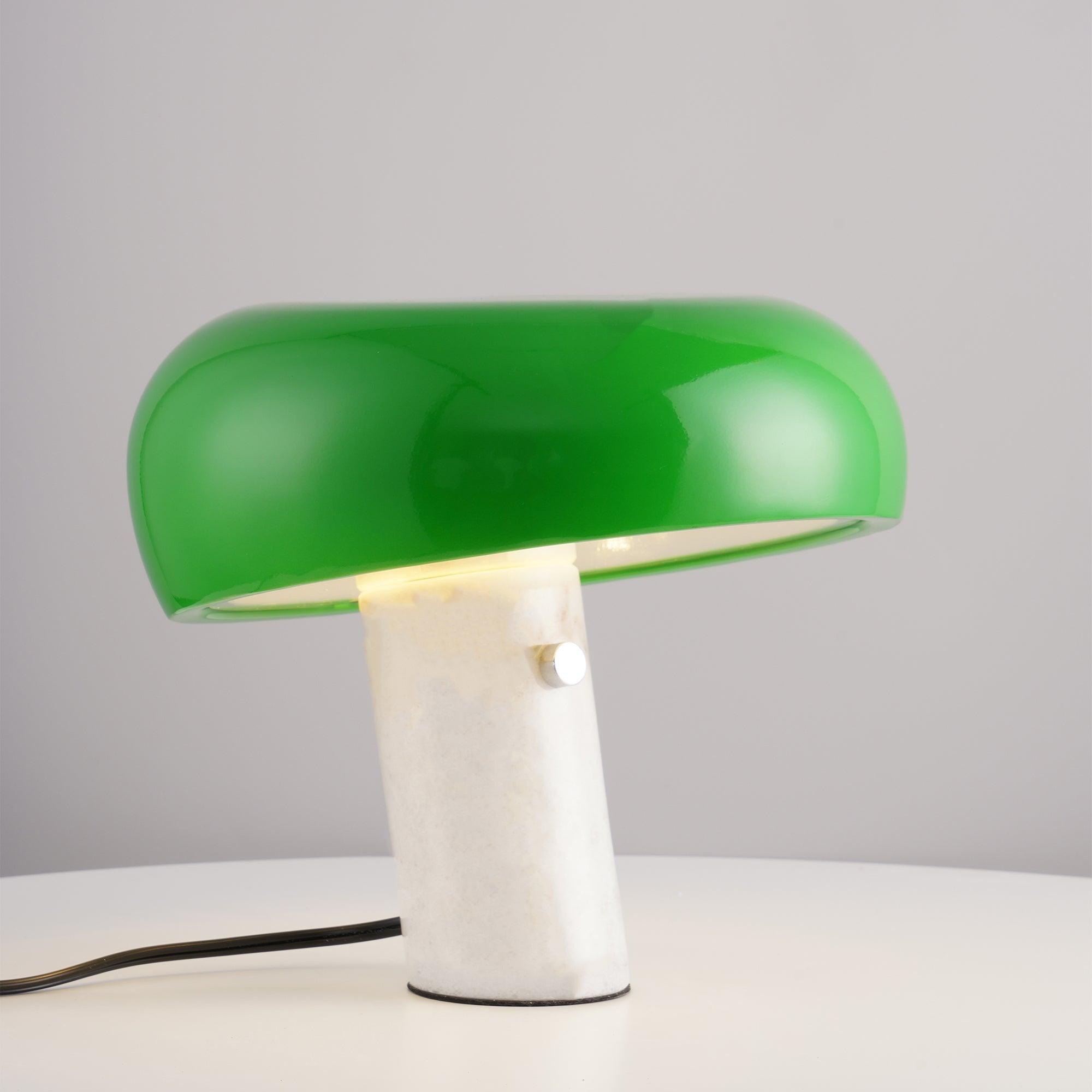 Lampada da tavolo in marmo – Illuminazione decorativa sottile per interni