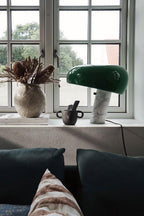 Marmurowa Lampa Stołowa – Subtelne Oświetlenie Dekoracyjne do Wnętrz