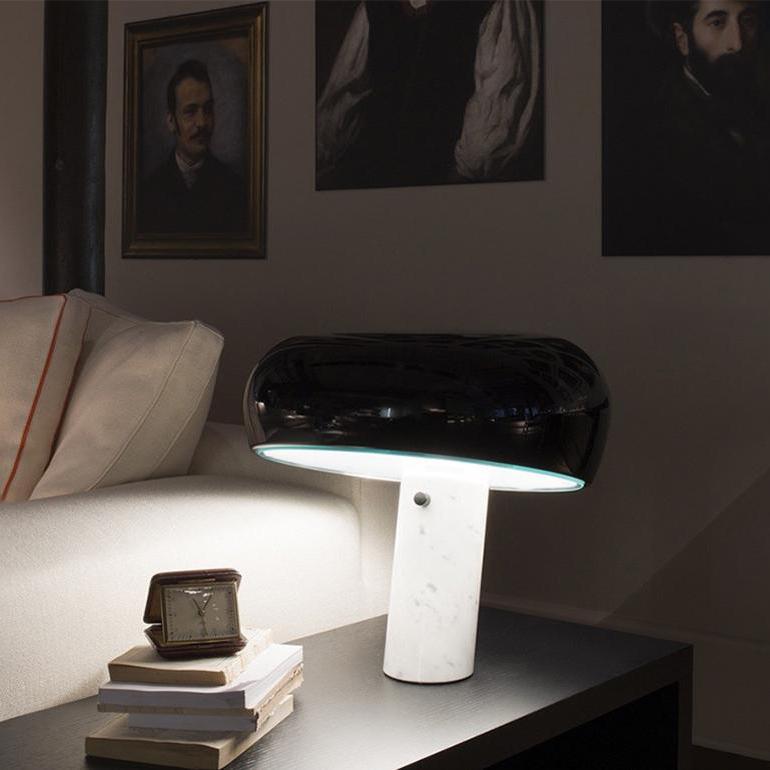 Marmurowa Lampa Stołowa – Subtelne Oświetlenie Dekoracyjne do Wnętrz