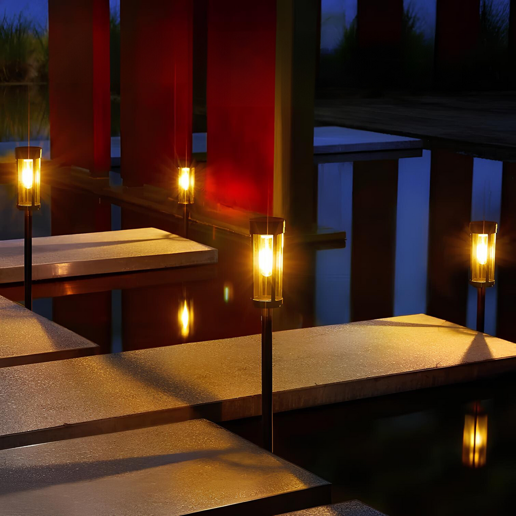 Lanterna solare da giardino – lampada LED esterna con palo