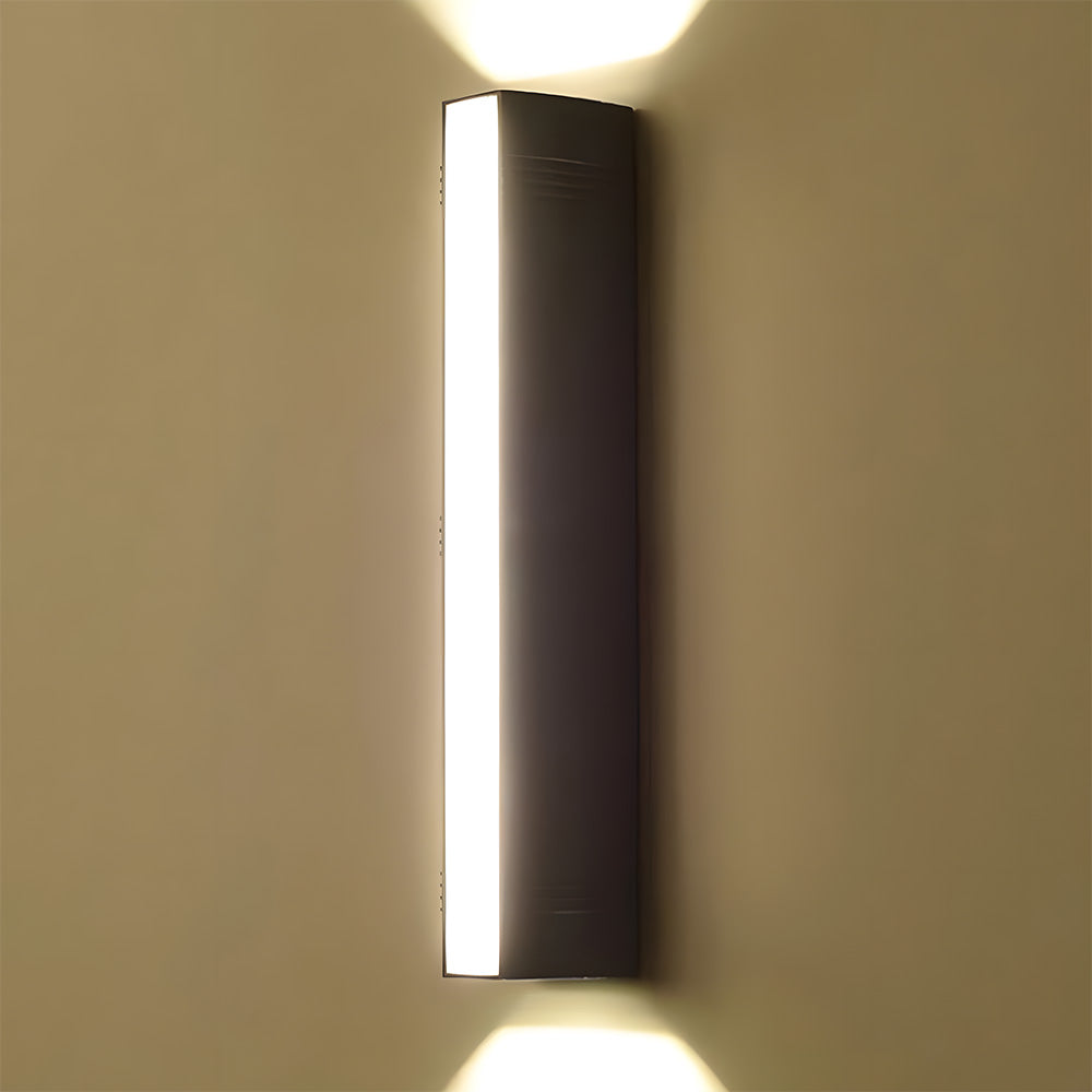 Elegante LED-Außenleuchte – helle und wetterfeste Fassadenbeleuchtung