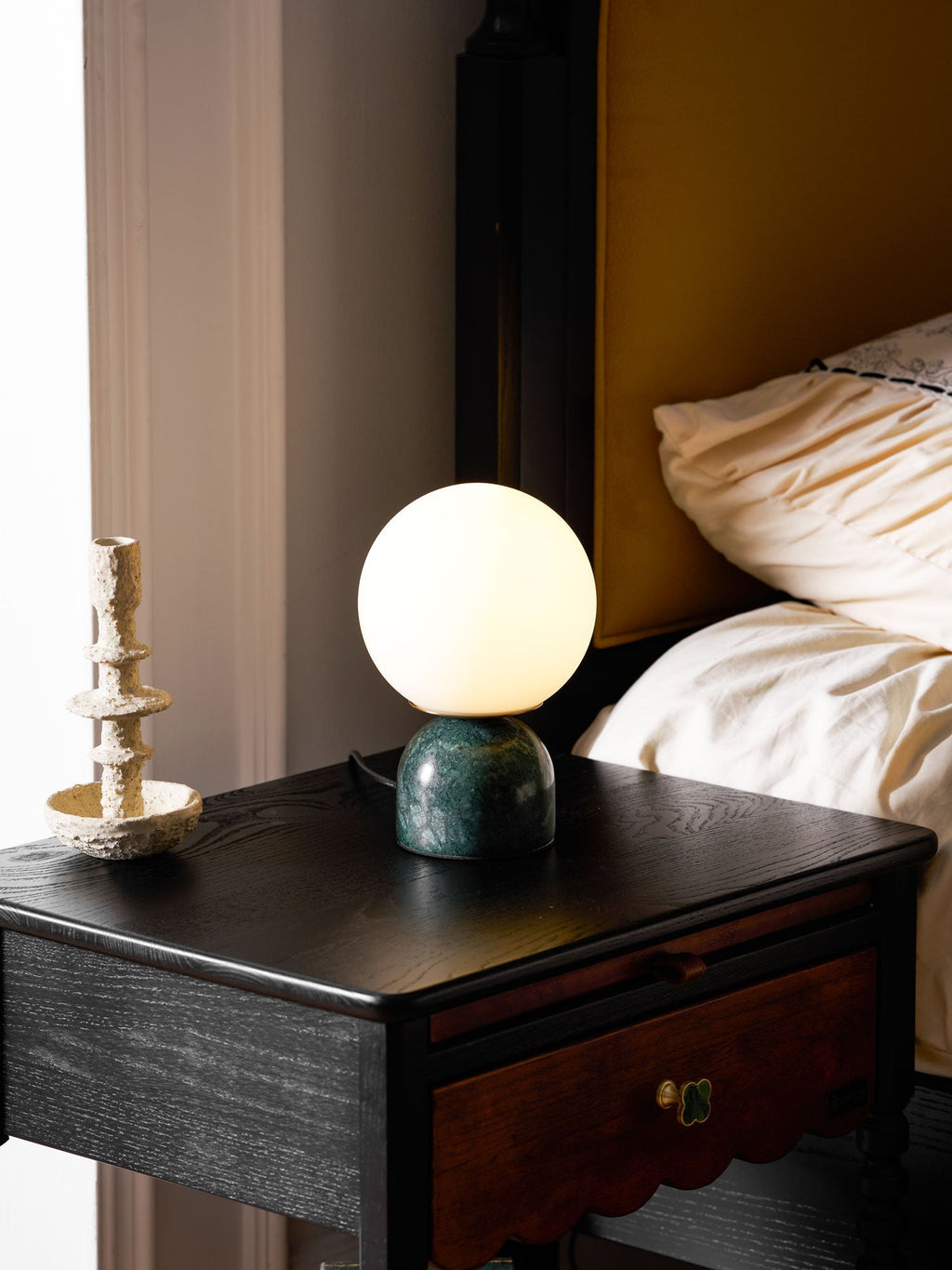 Moderne Tischlampe Orb Glow Kompaktes Umgebungslicht