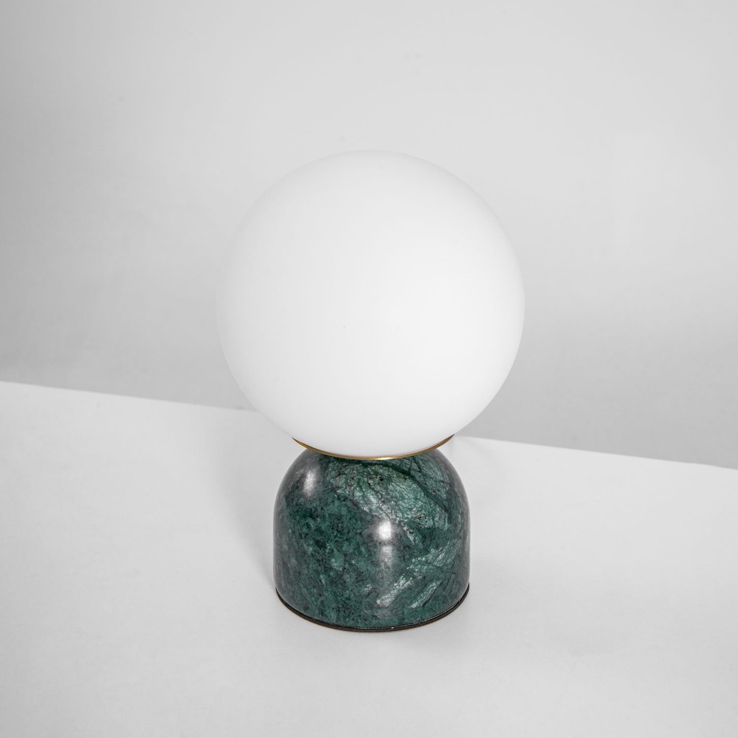 Moderne Tischlampe Orb Glow Kompaktes Umgebungslicht